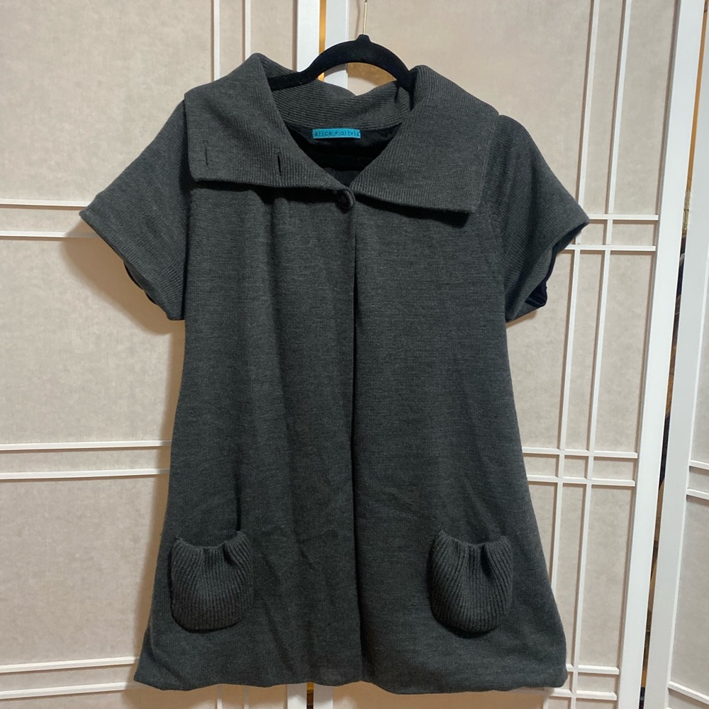 Alice and Olivia babydoll grey sweater M